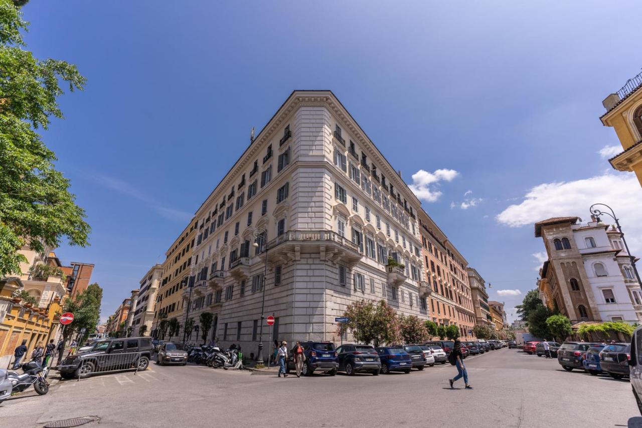 Rhome Colosseum — Photos 3